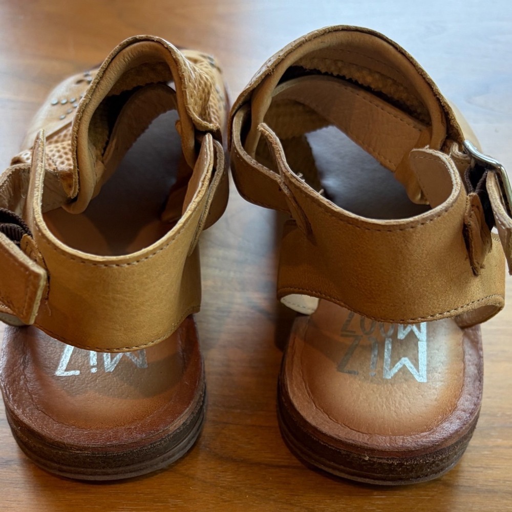 Miz Mooz Fifi Wheat Leather Ankle Strap Sandals Wide Width EU 39 US 8.5 M - Picture 7 of 8